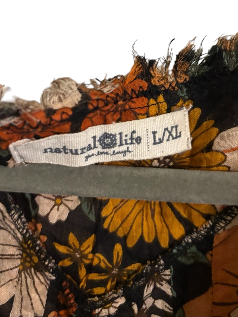 Natural Life Floral Deep V-Neck 3/4 Sleeve Top Large XL - Picture 5 of 6